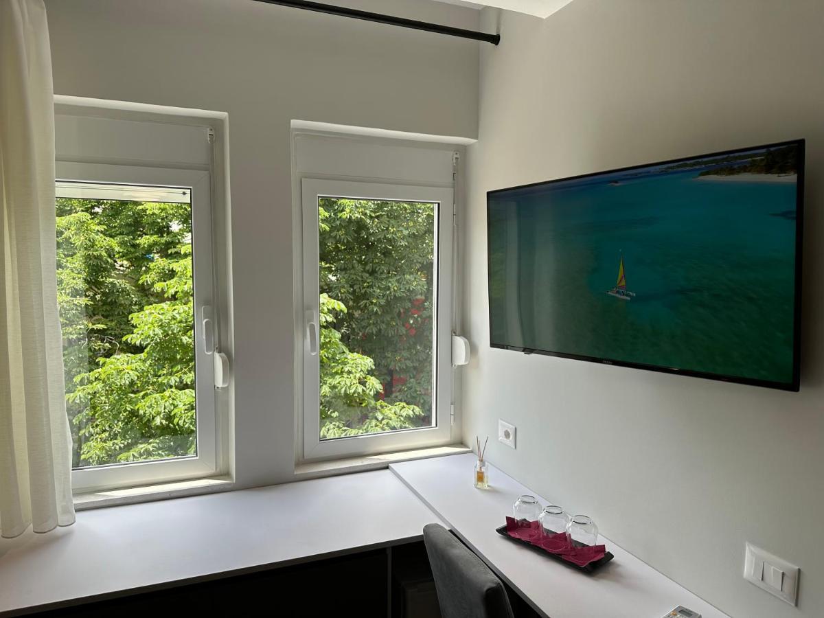 Soin Rooms Tirana Exterior photo