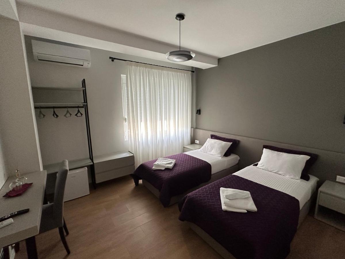 Soin Rooms Tirana Exterior photo