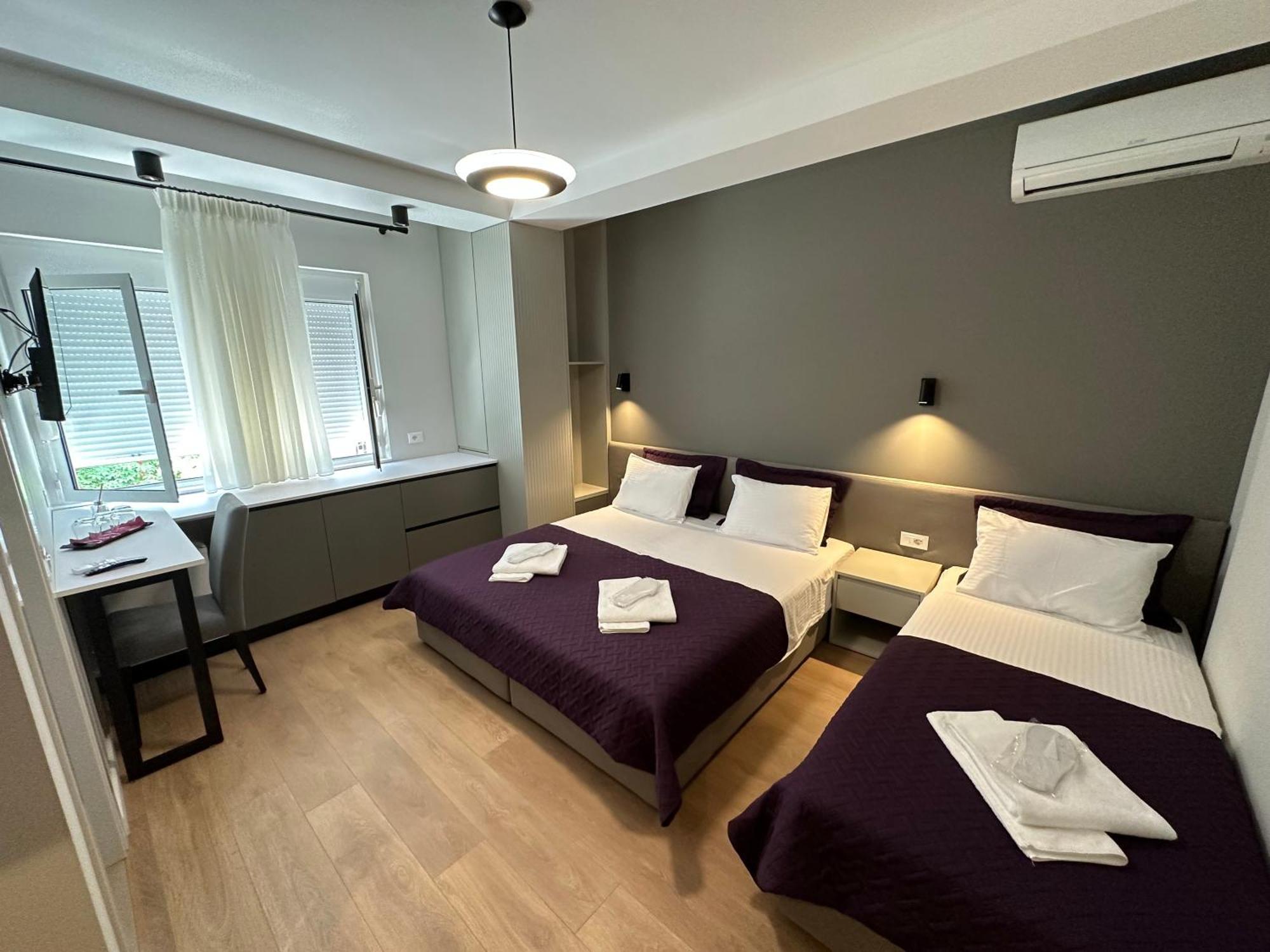 Soin Rooms Tirana Exterior photo